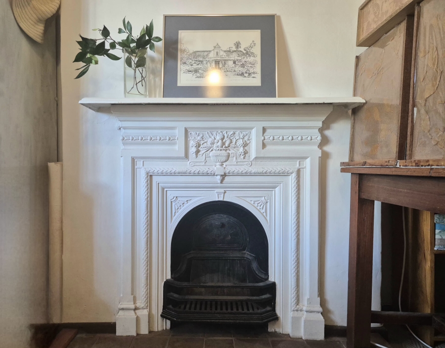 3 Bedroom Property for Sale in Wynberg Upper Western Cape